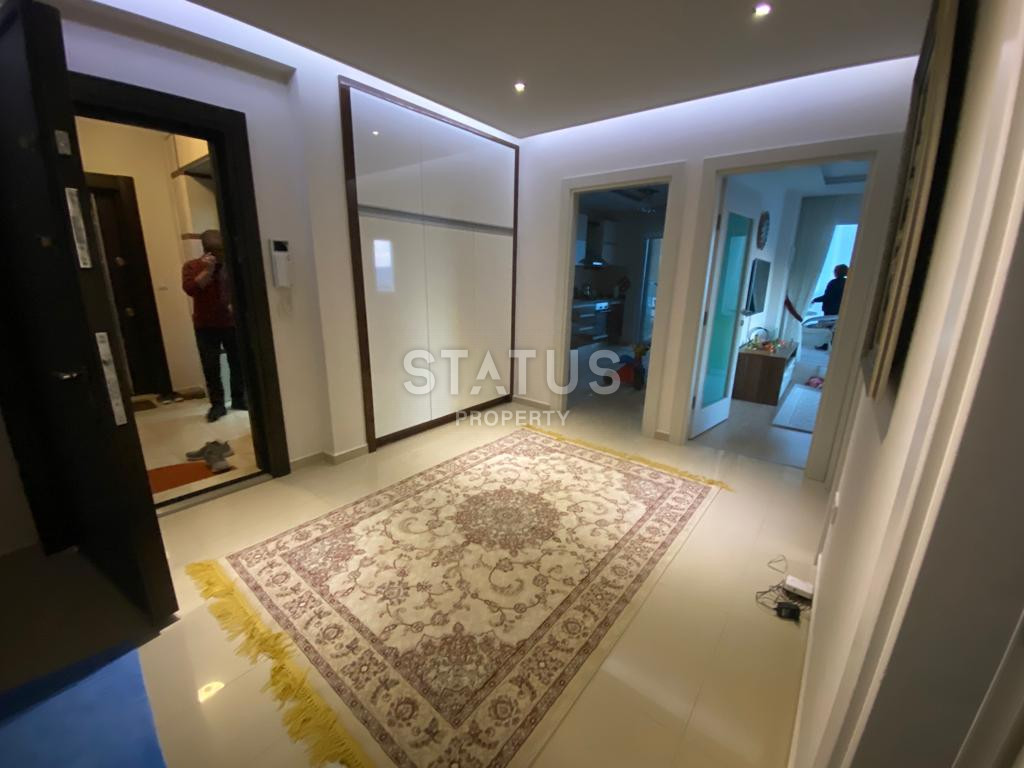 Трёхкомнатная квартира с отдельной кухней и видом на море в центре Алании фото 18