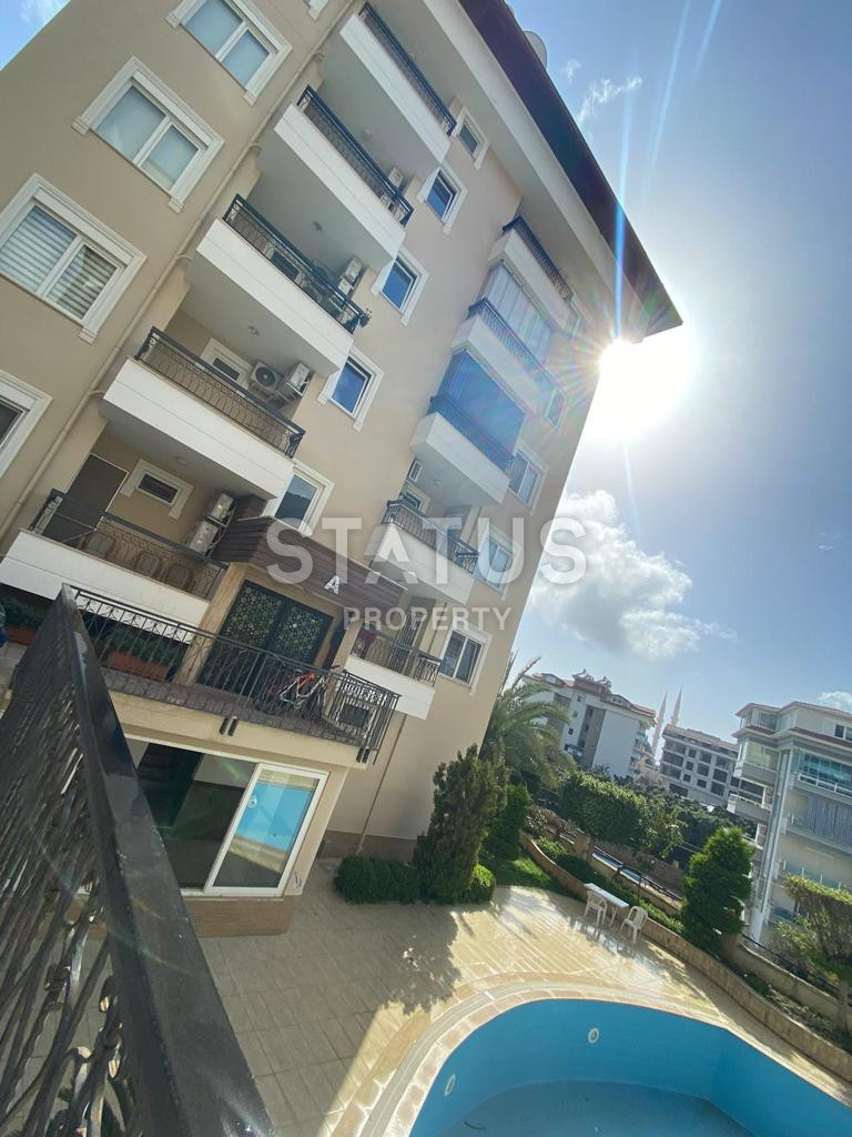 Трёхкомнатная квартира с отдельной кухней и видом на море в центре Алании фото 28