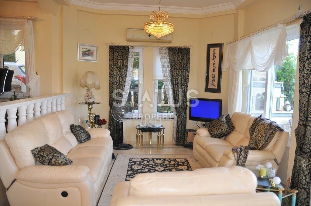 Меблированная вилла с личным бассейном, в комплексе люкс класса в районе Каргыджак, 196 м2 фото 7