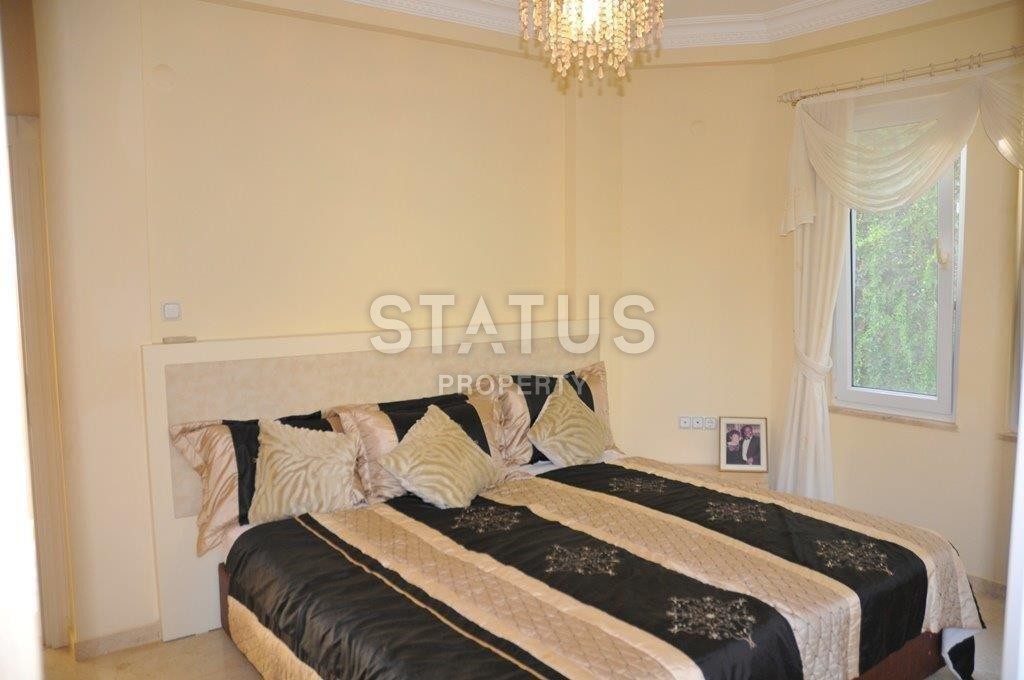 Меблированная вилла с личным бассейном, в комплексе люкс класса в районе Каргыджак, 196 м2 фото 12