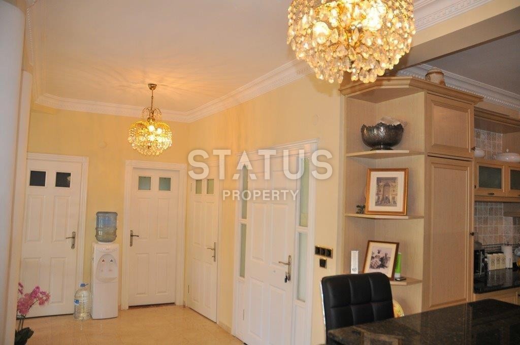 Меблированная вилла с личным бассейном, в комплексе люкс класса в районе Каргыджак, 196 м2 фото 13