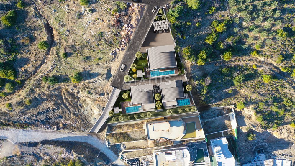 Triplex villas overlooking Alanya and the sea in the most prestigious area. 346m2 -404m2 фото 13