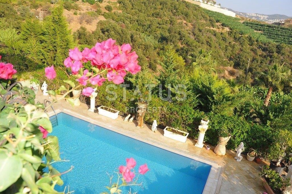 Меблированная вилла с личным бассейном, в комплексе люкс класса в районе Каргыджак, 196 м2 фото 18