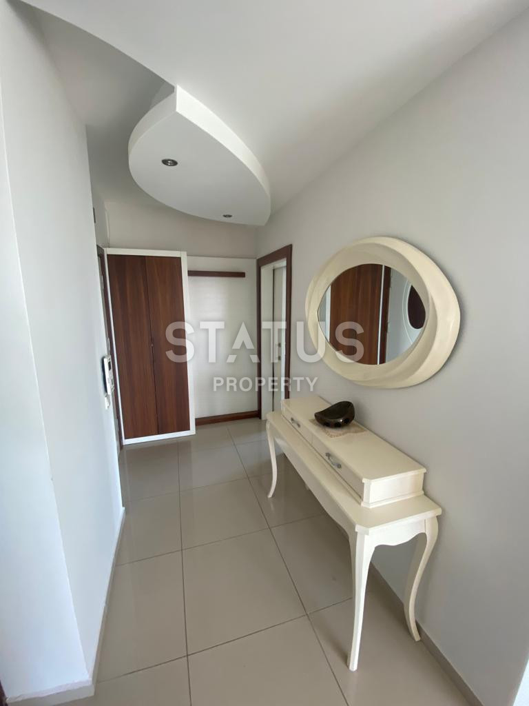 Three-room apartment with a sea view at an attractive price. 110m2 фото 10