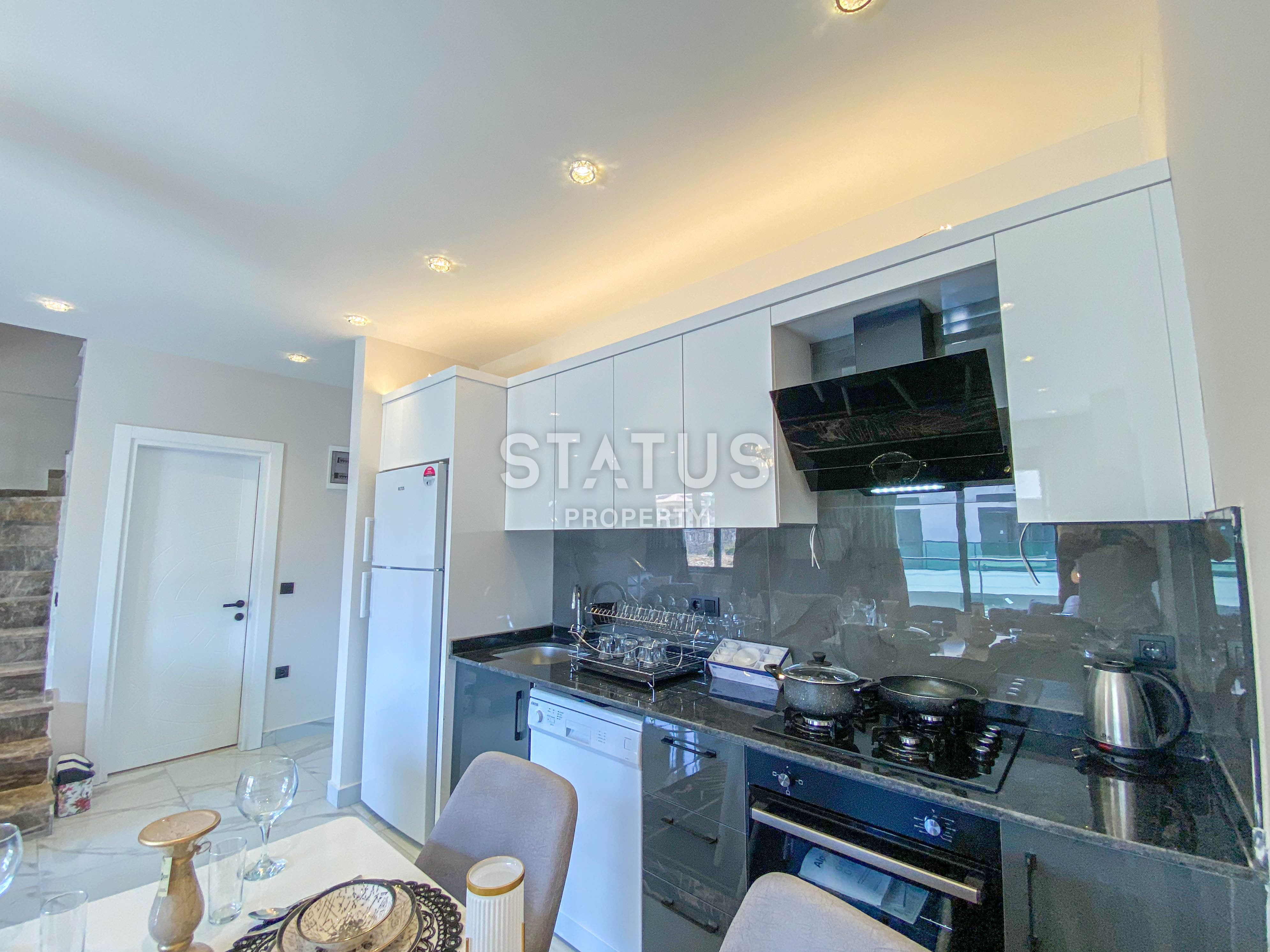 Three-room furnished duplex in OBA, 80m2 фото 26