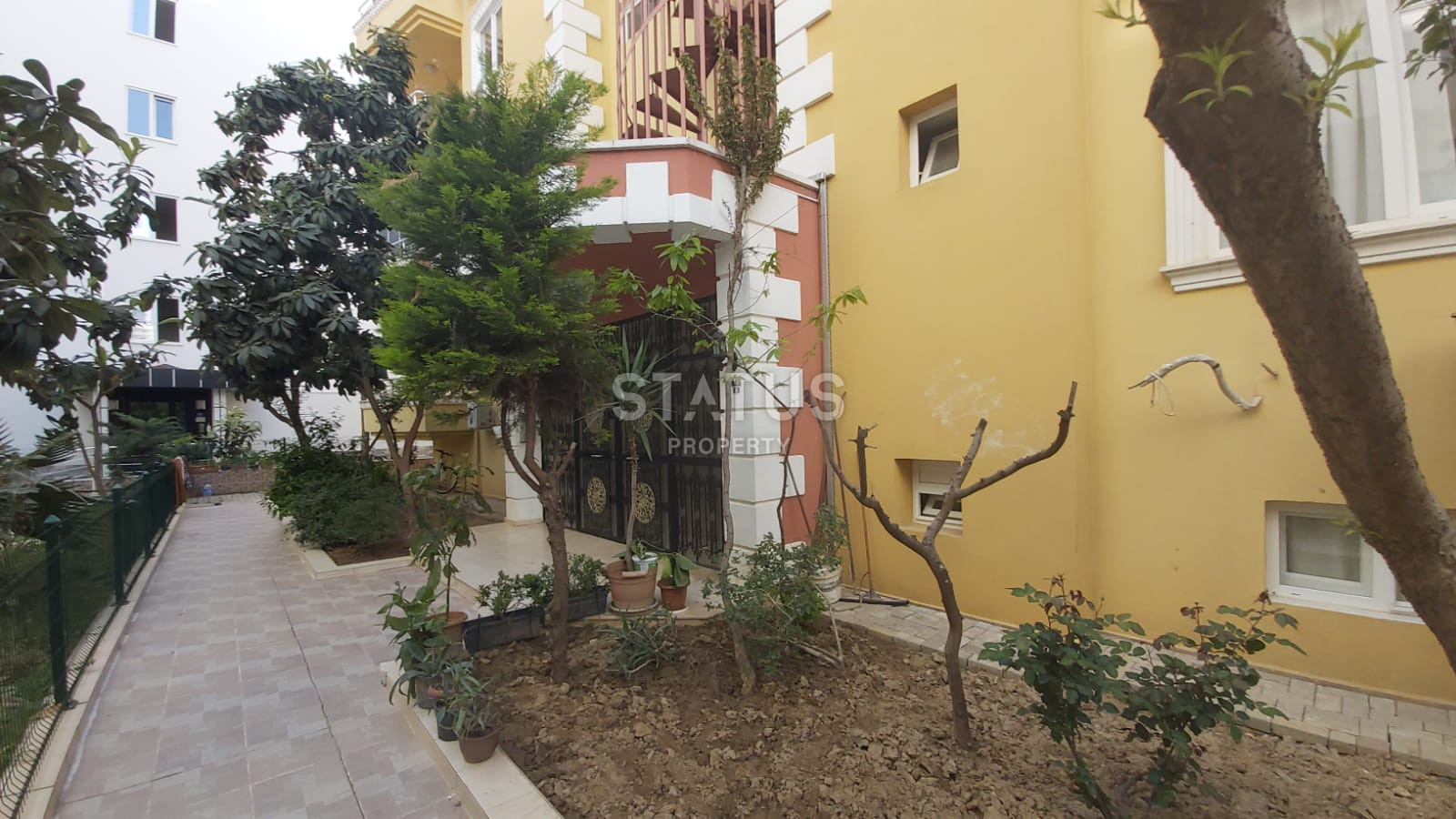 Меблированная трёхкомнатная квартира в центре Махмутлара. 100м2 фото 21