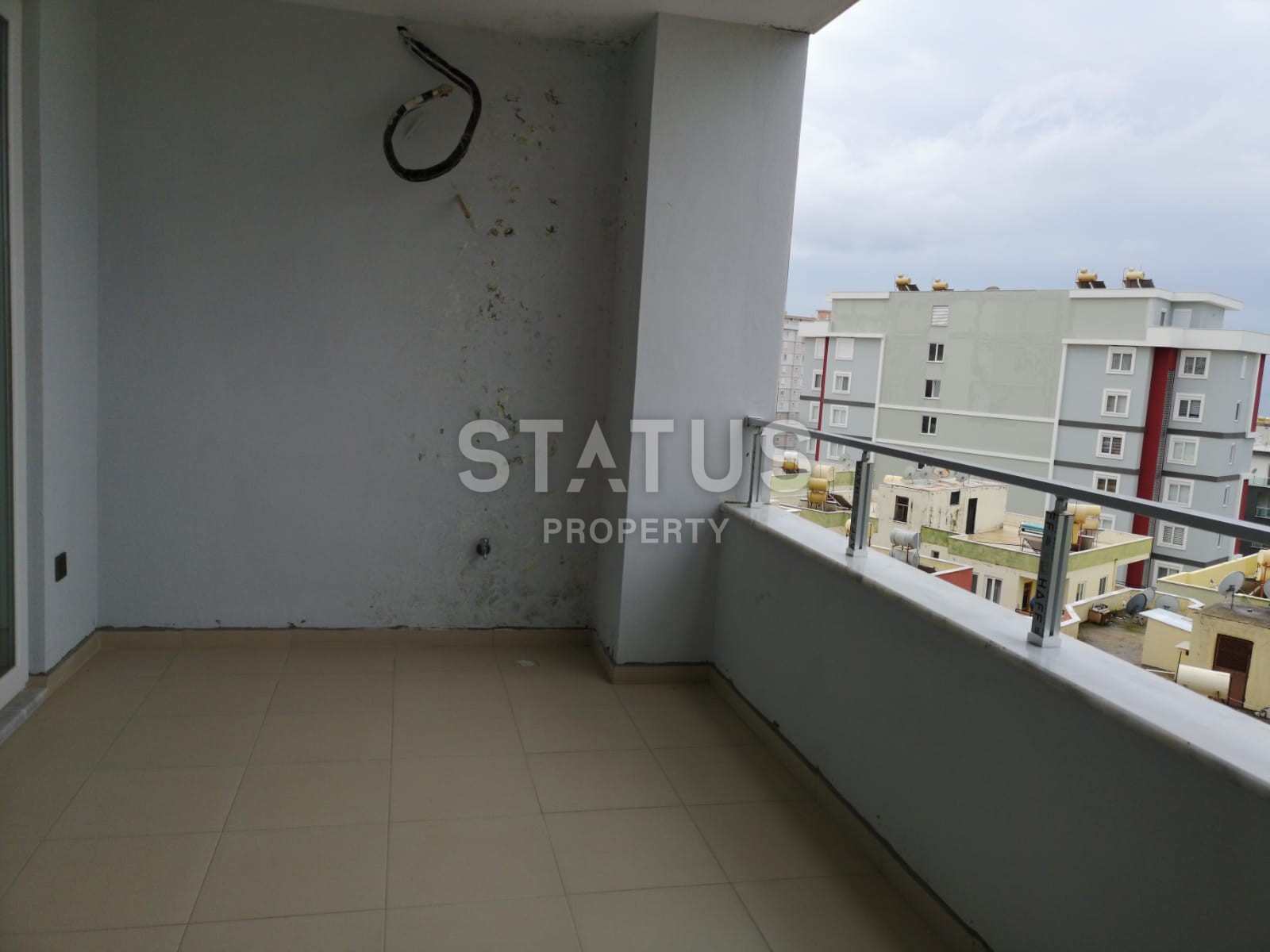 Квартира планировки 1+1 с видом на море в районе Махмутлар фото 6