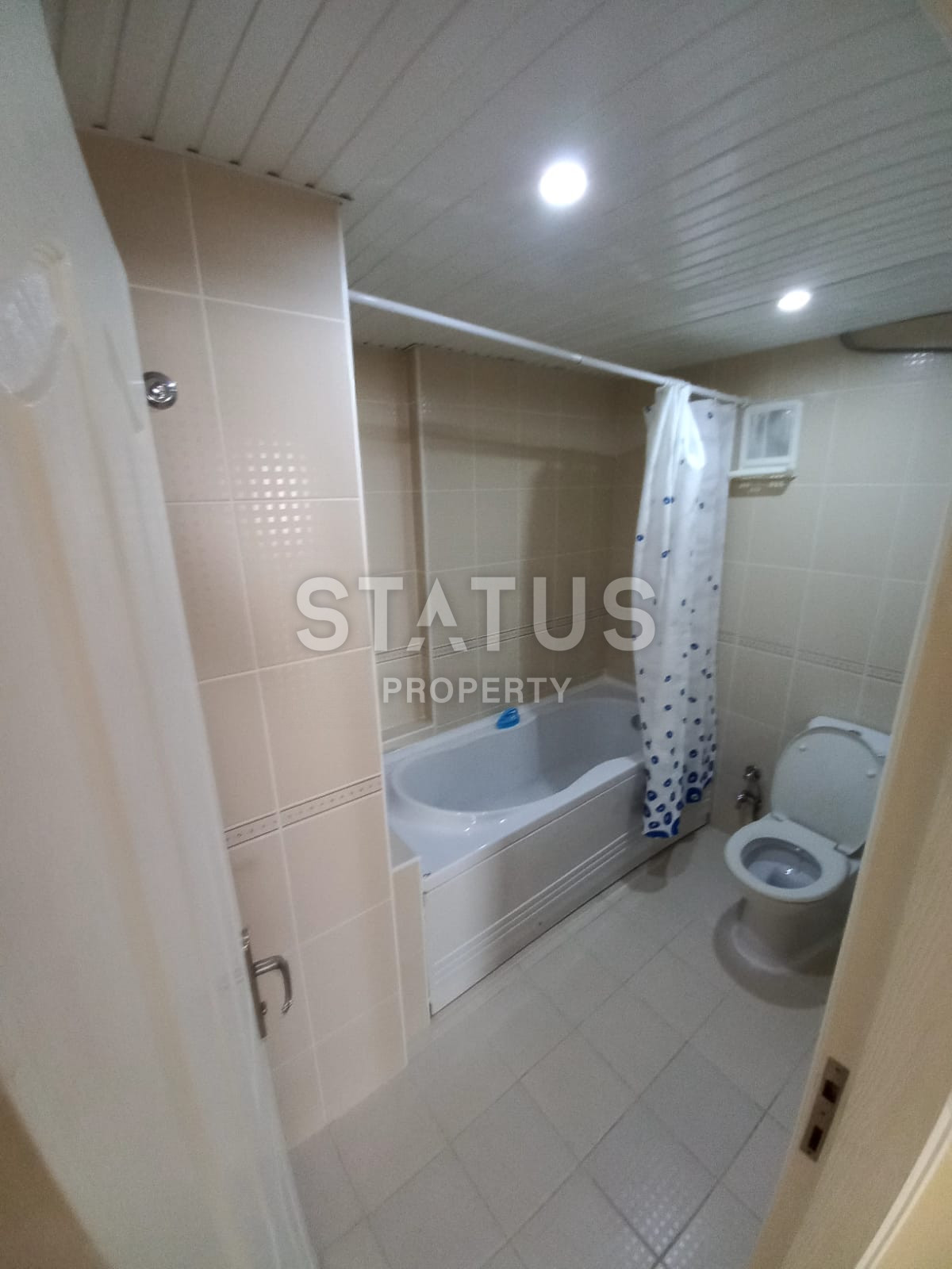 Three-room apartment in the center of Mahmutlar with a private bathroom фото 9