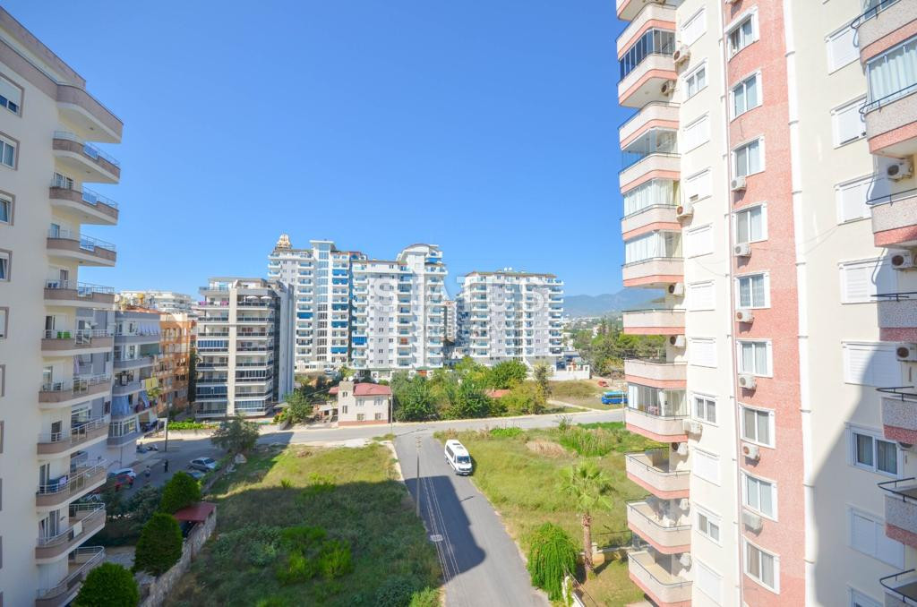 Spacious three-room apartment in Mahmutlar фото 11