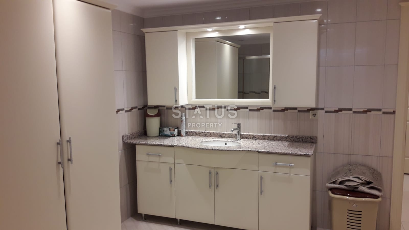 Меблированный дуплекс 4+1 с видом на море и горы в Махмутларе, 320м2 фото 36