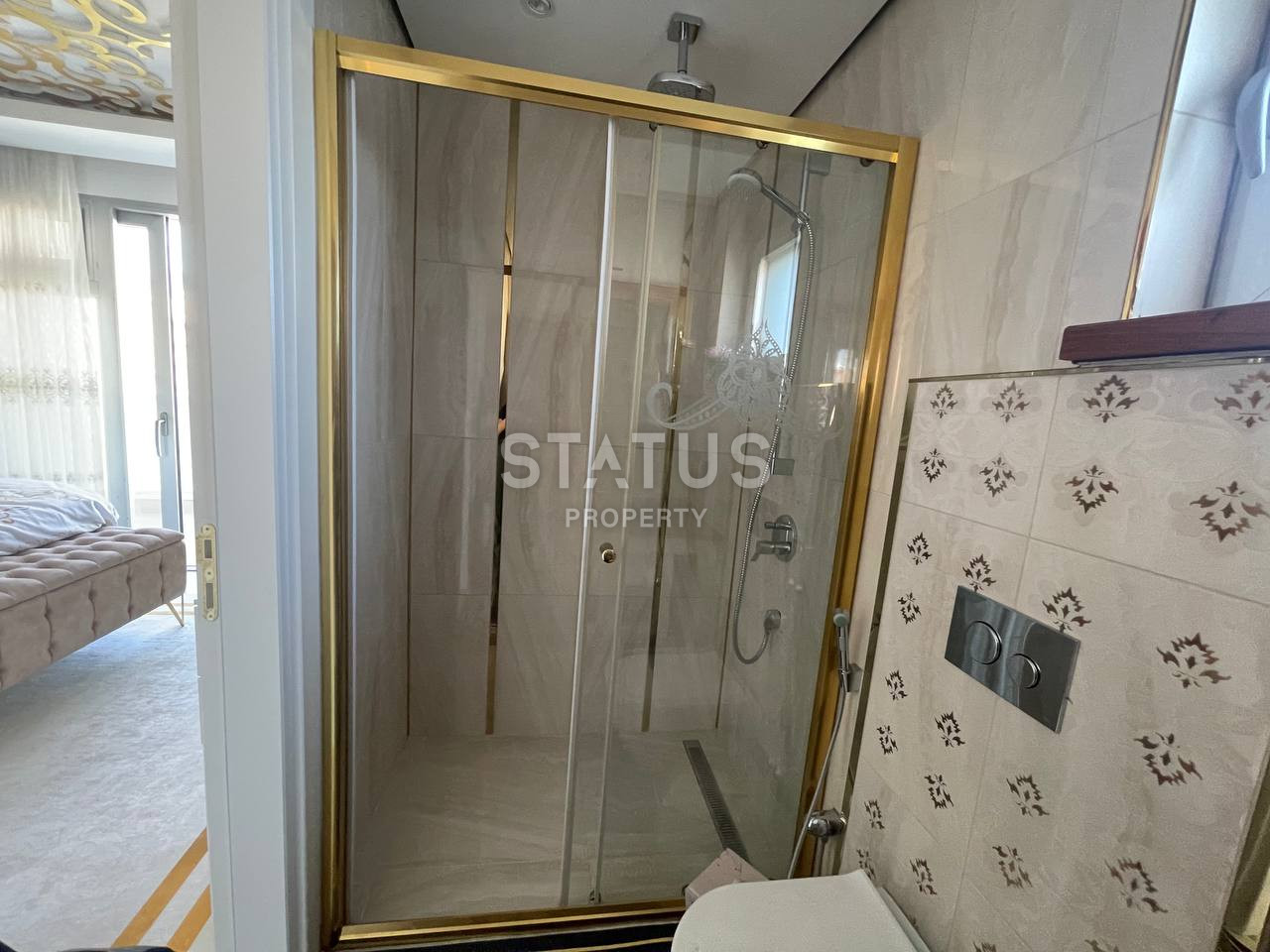 Three-room furnished apartment near the sea in a premium residential complex in Mahmutlar.130m2 фото 10