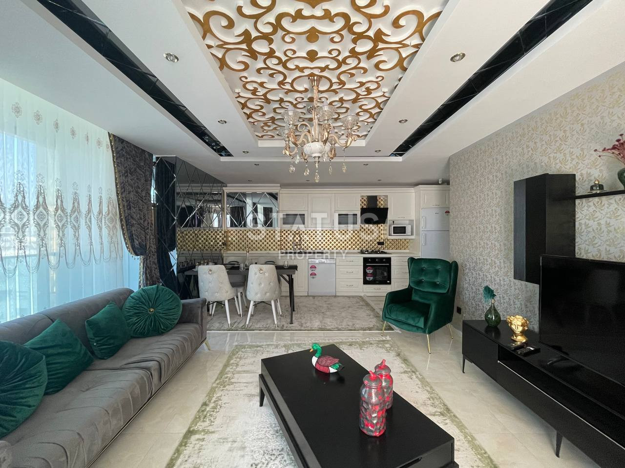 Three-room furnished apartment near the sea in a premium residential complex in Mahmutlar.130m2 фото 16