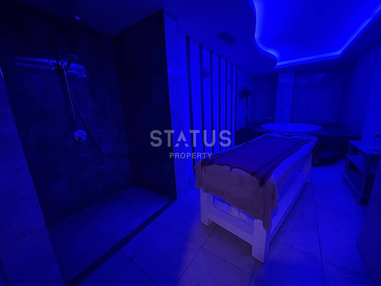 Three-room furnished apartment near the sea in a premium residential complex in Mahmutlar.130m2 фото 23