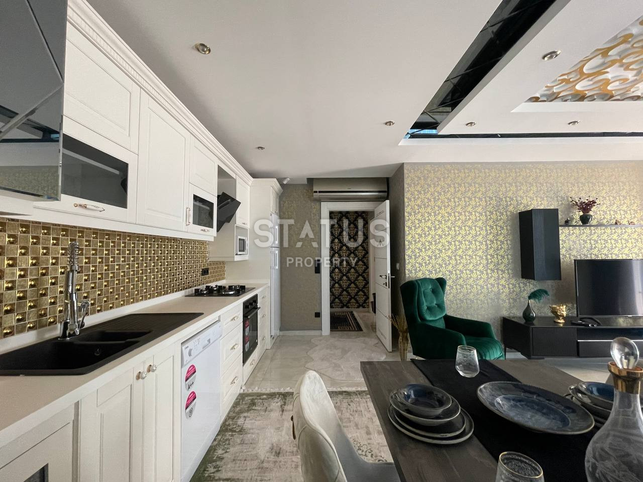 Three-room furnished apartment near the sea in a premium residential complex in Mahmutlar.130m2 фото 26