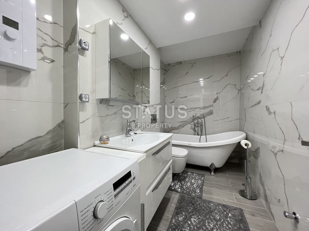 Трёхкомнатная меблированная квартира с прямым видом на море в Махмутларе. 100м фото 9