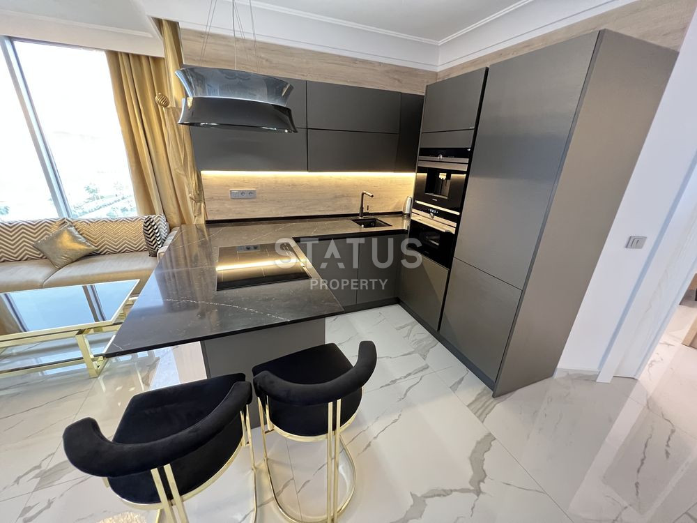 Трёхкомнатная меблированная квартира с прямым видом на море в Махмутларе. 100м фото 15