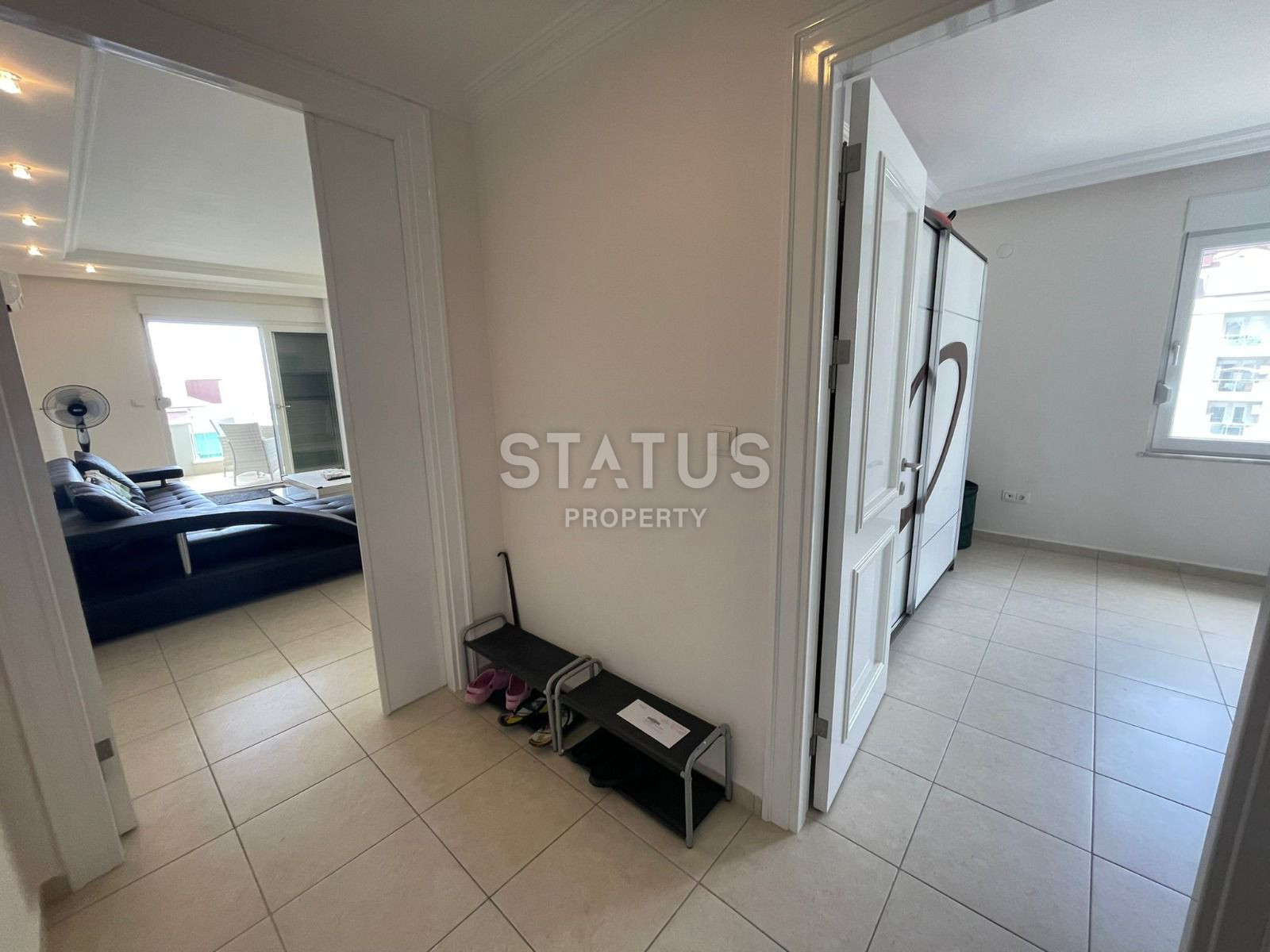 Spacious 2-room apartment with a sea view in a well-known residential complex in the OBA area, 75m2 фото 9