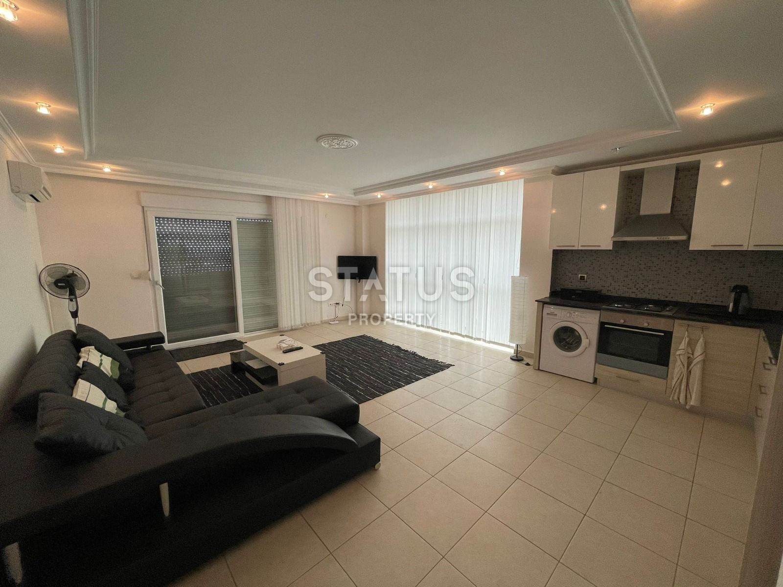 Spacious 2-room apartment with a sea view in a well-known residential complex in the OBA area, 75m2 фото 10