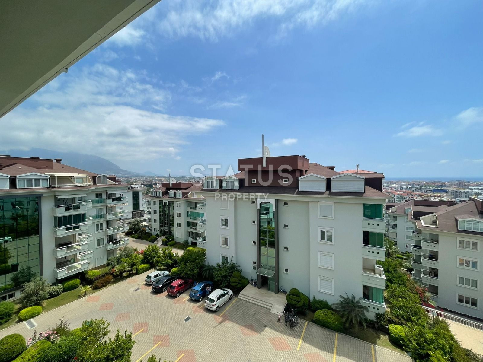 Spacious 2-room apartment with a sea view in a well-known residential complex in the OBA area, 75m2 фото 15
