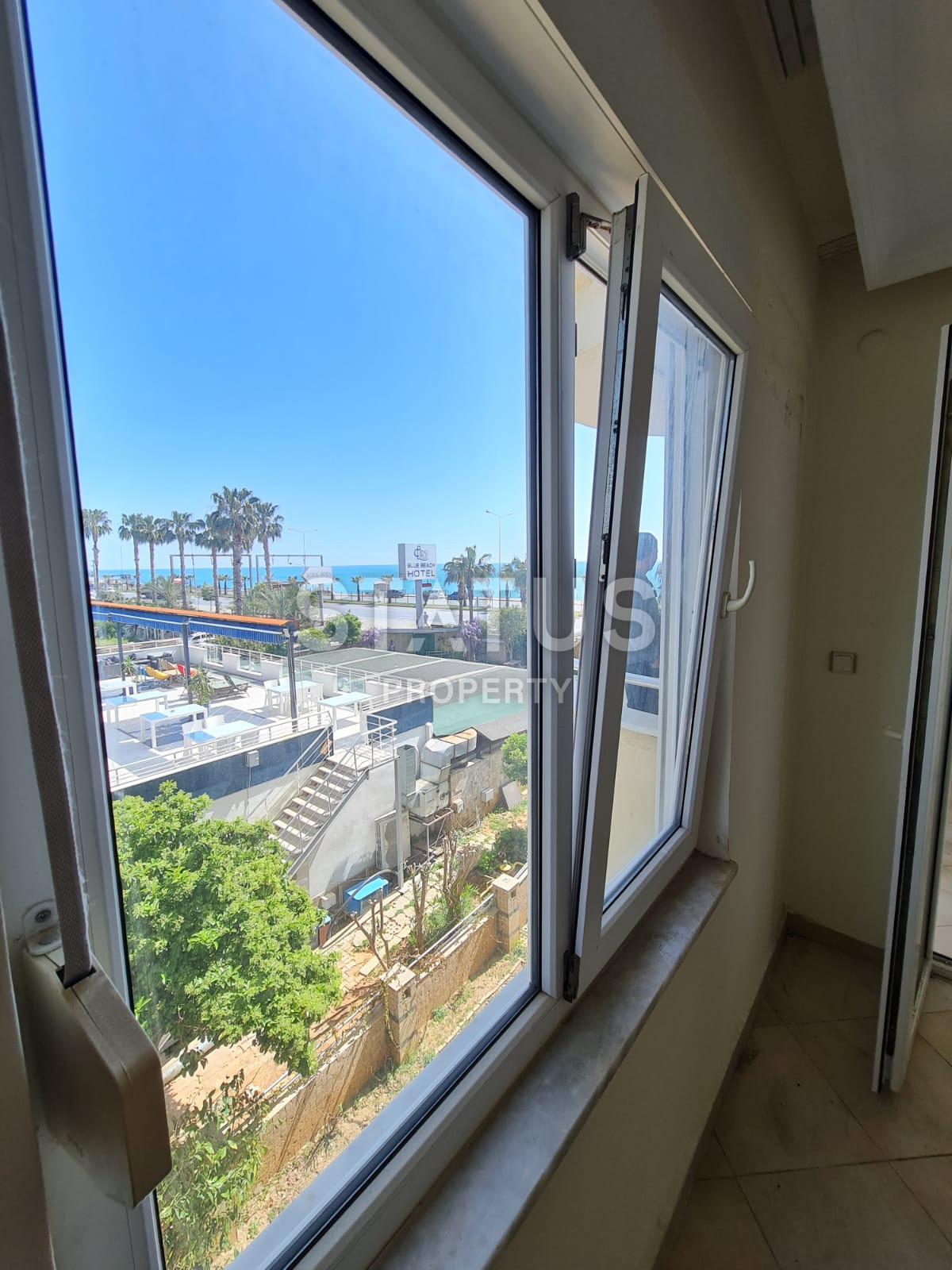 Двухкомнатная квартира с видом на море в Тосмуре. 65м2 фото 7