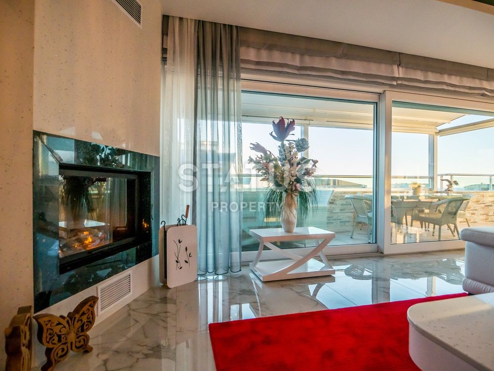 Шикарный меблированный пентхаус с видом на горы и море, 200 м2 фото 10