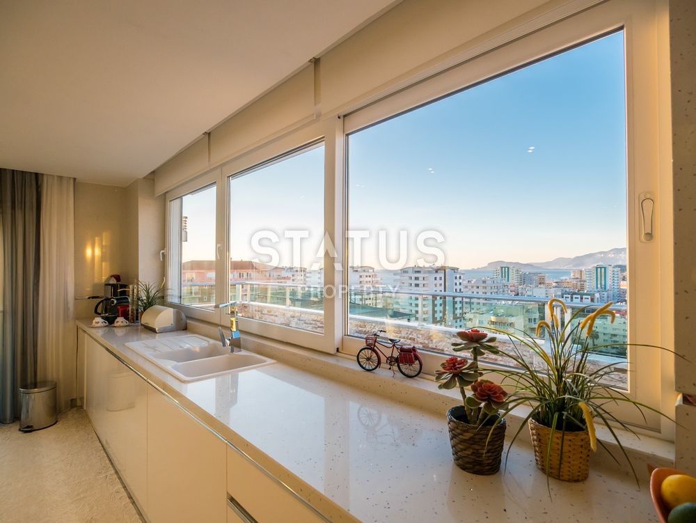 Шикарный меблированный пентхаус с видом на горы и море, 200 м2 фото 16