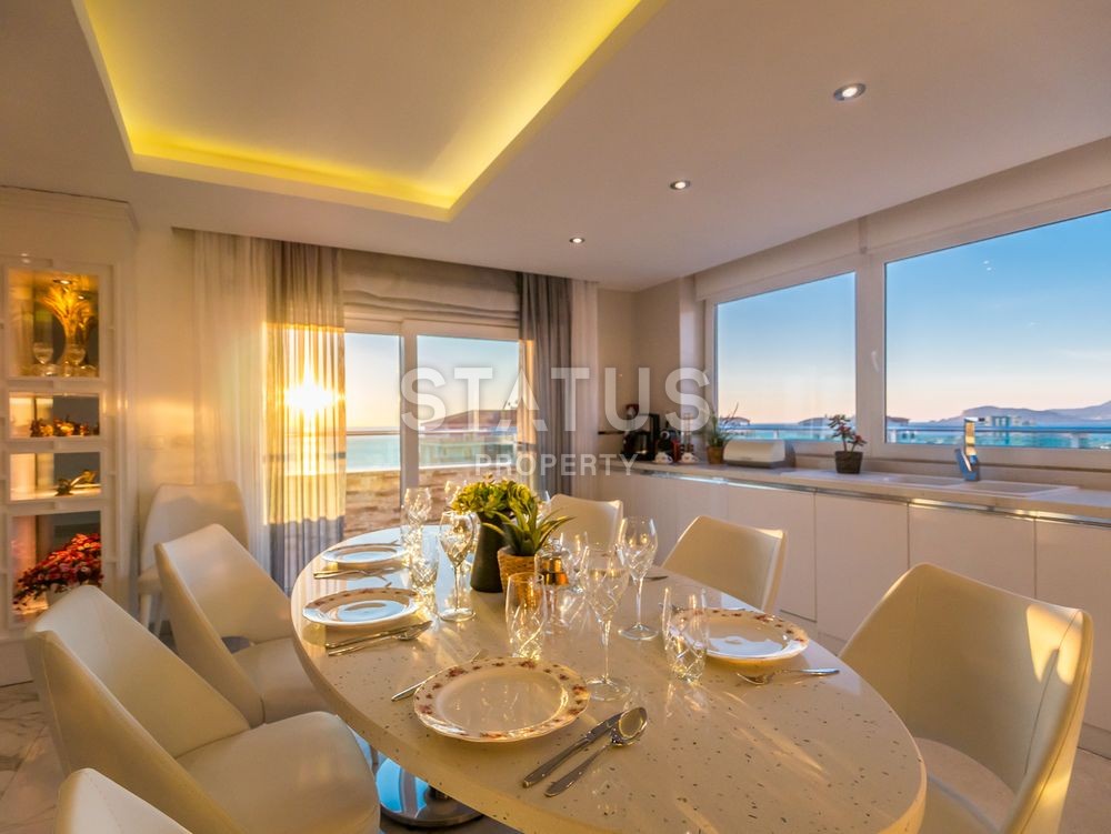 Шикарный меблированный пентхаус с видом на горы и море, 200 м2 фото 21