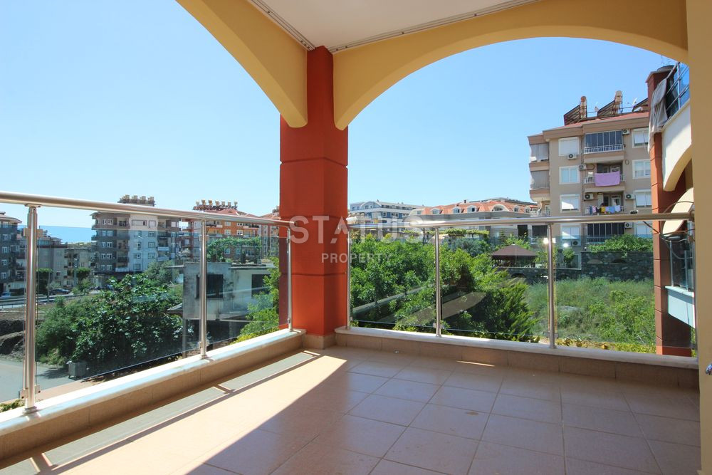 Beautiful three-room apartment in Mahmutlar. 120m2 фото 28