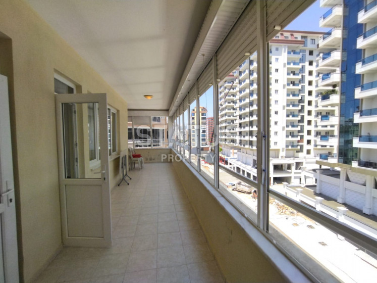 Трёхкомнатная квартира в районе Махмутлар, 130м2. фото 1