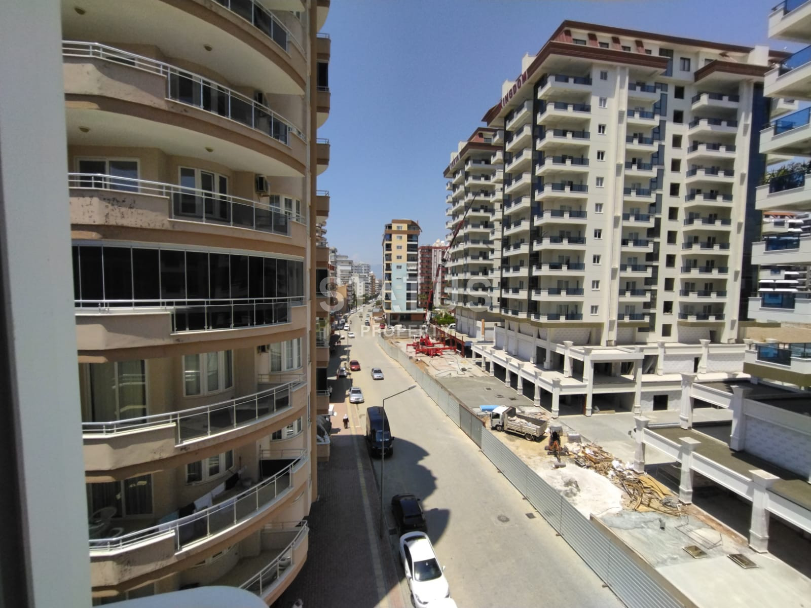 Трёхкомнатная квартира в районе Махмутлар, 130м2. фото 2