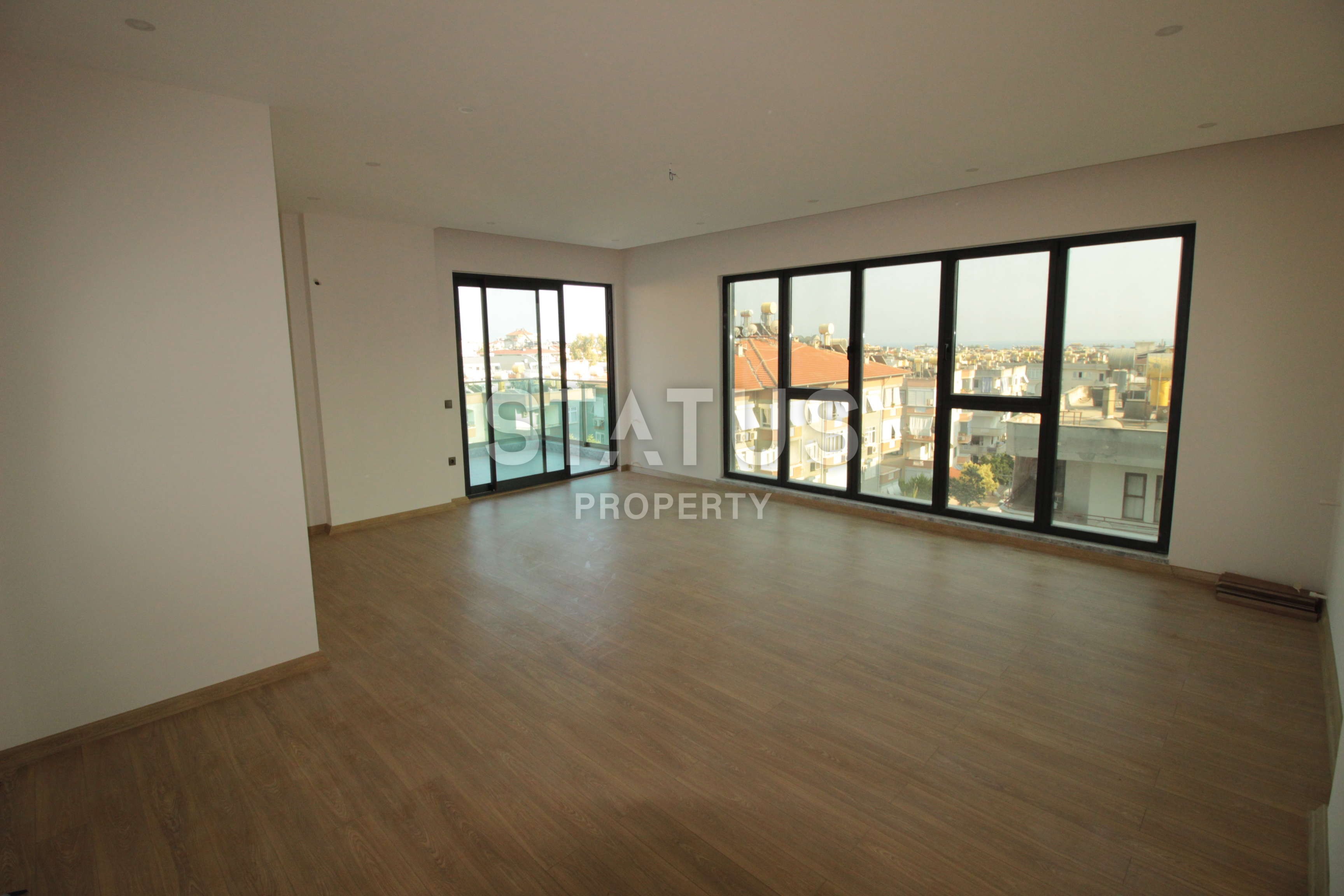 Большая квартира с отдельной кухней в центре Алании в новом доме. 150 кв.м. фото 6