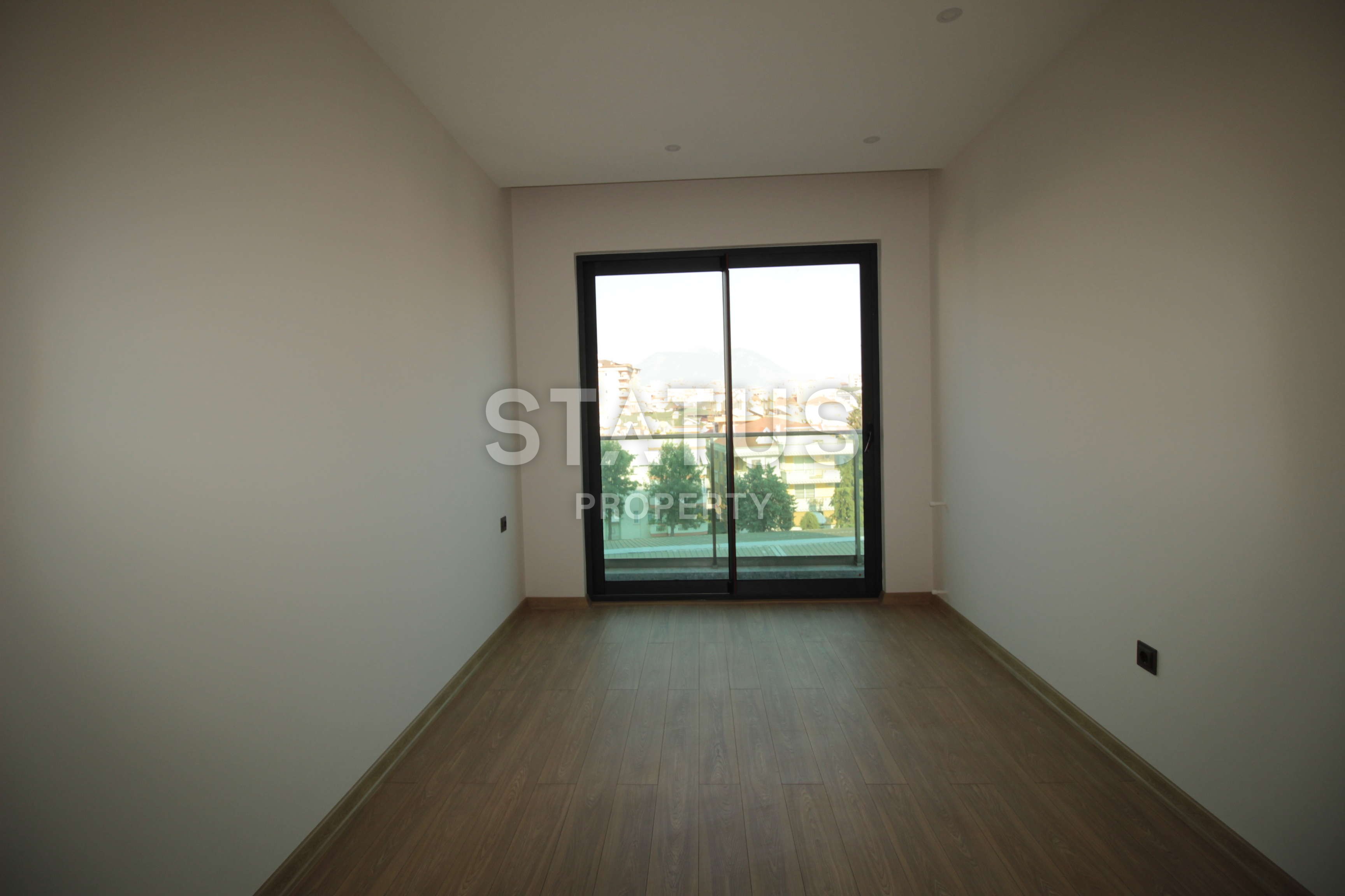 Большая квартира с отдельной кухней в центре Алании в новом доме. 150 кв.м. фото 16