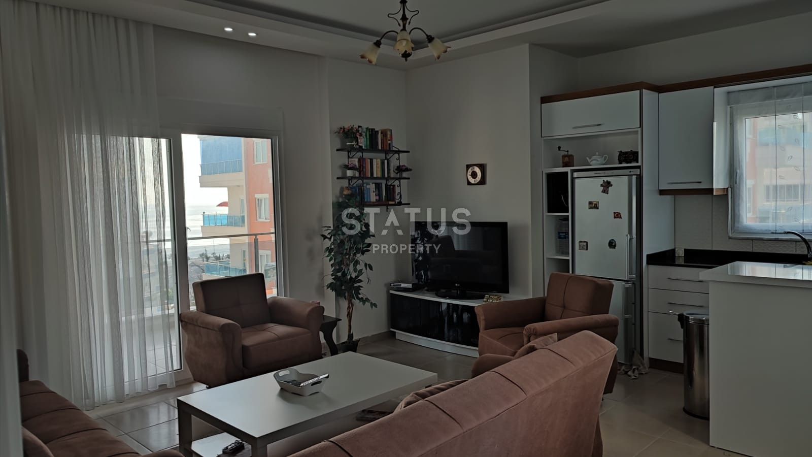 Трёхкомнатная меблированная квартира с хорошей локацией в Махмутларе. 100м2 фото 4