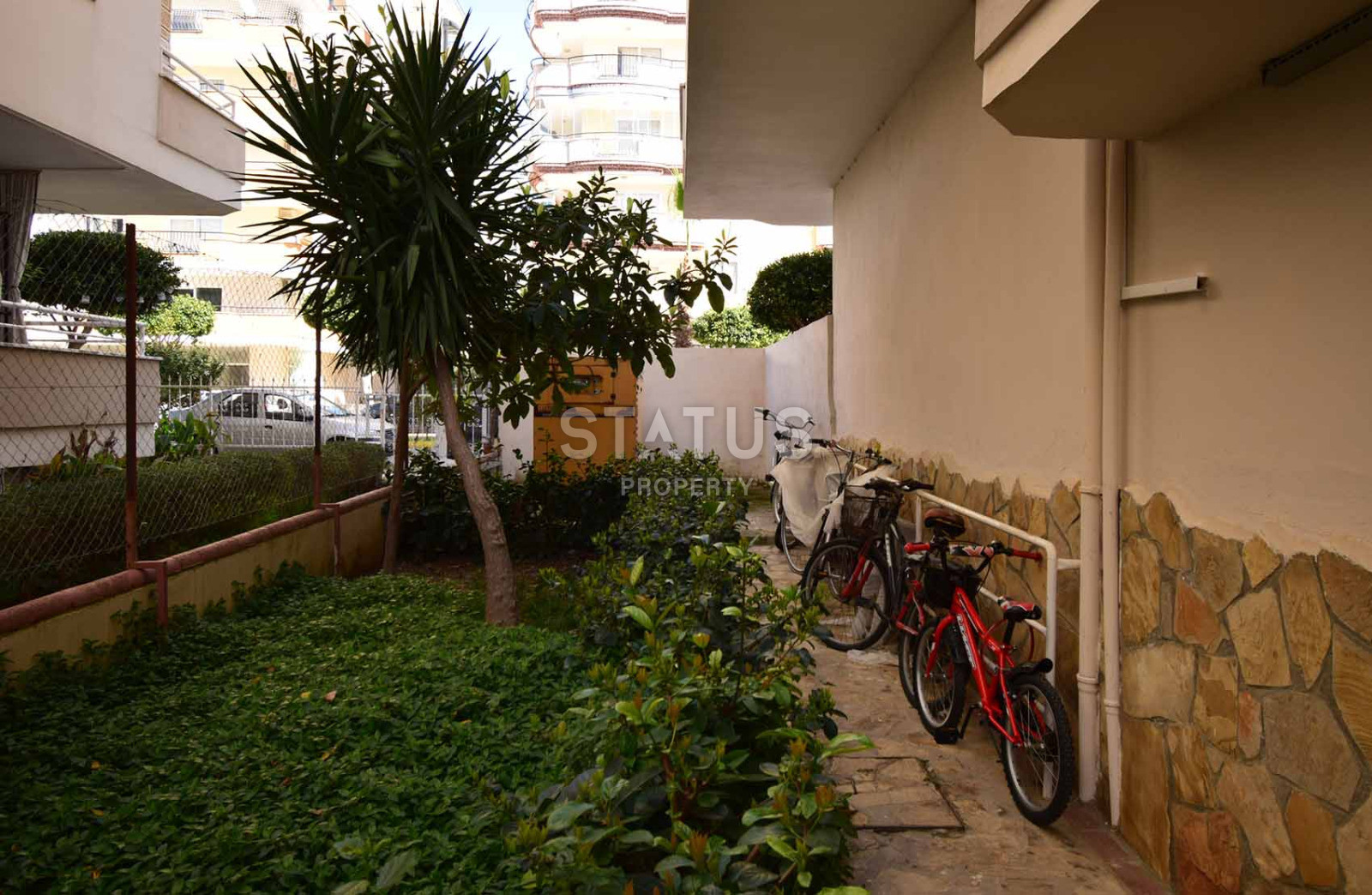 Просторная двухкомнатная квартира 100м от моря в Махмутларе. 60м2 фото 12