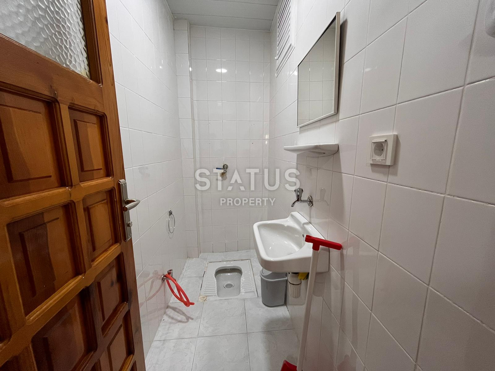 Three-room apartment with a separate kitchen in Mahmutlar.120m2 фото 5