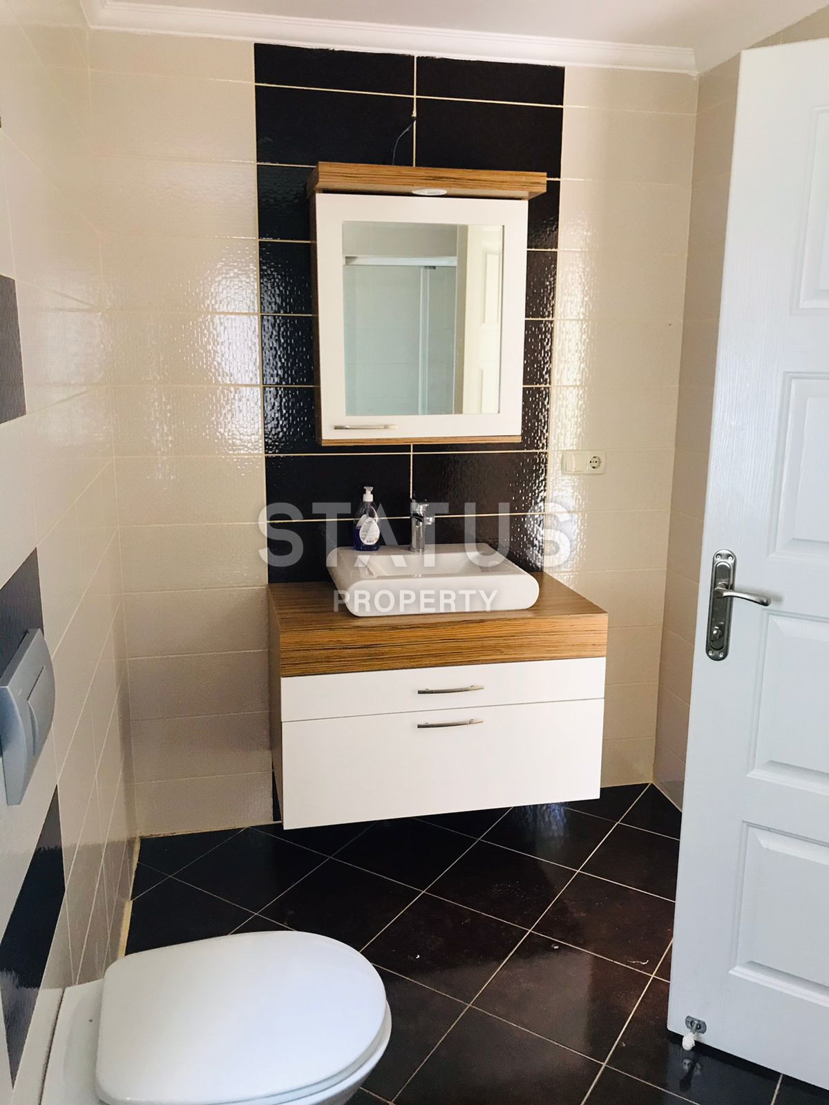 Villa 4+1 with sea and forest views in Kargicak, 350m2 фото 16