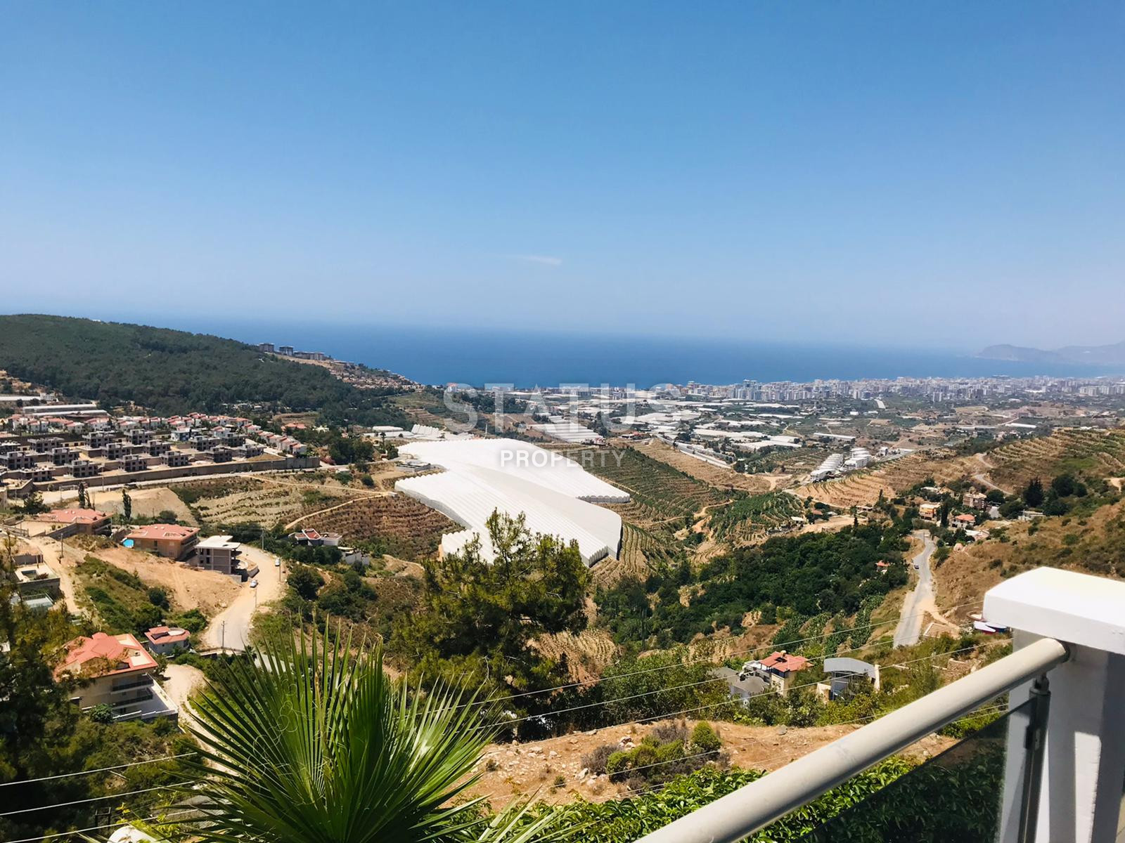 Villa 4+1 with sea and forest views in Kargicak, 350m2 фото 28