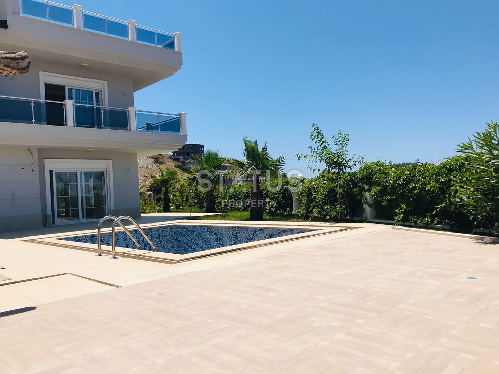 Villa 4+1 with sea and forest views in Kargicak, 350m2 фото 31