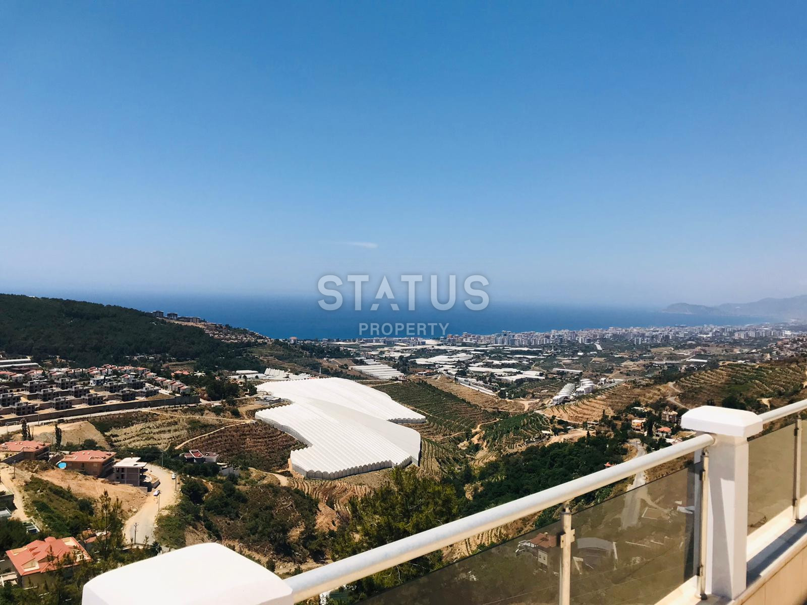 Villa 4+1 with sea and forest views in Kargicak, 350m2 фото 37