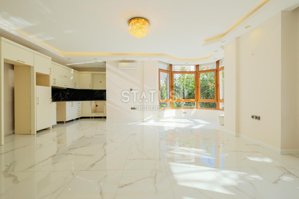 Furnished villa 3+1 overlooking the fortress of Calais and Cleopatra beach. 300m2 фото 5