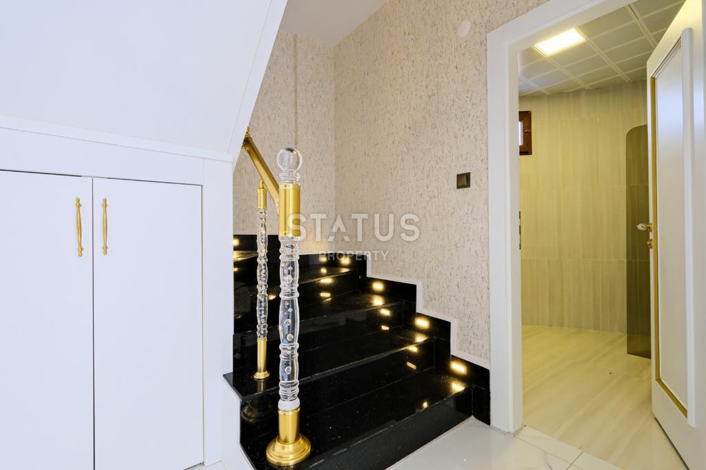 Furnished villa 3+1 overlooking the fortress of Calais and Cleopatra beach. 300m2 фото 9