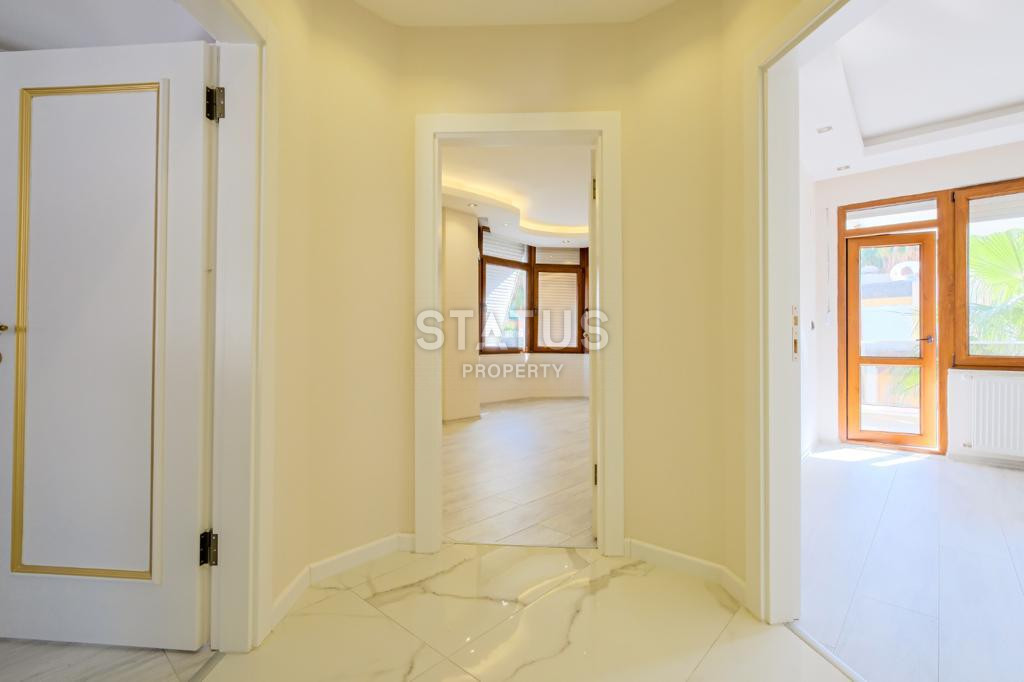 Furnished villa 3+1 overlooking the fortress of Calais and Cleopatra beach. 300m2 фото 14