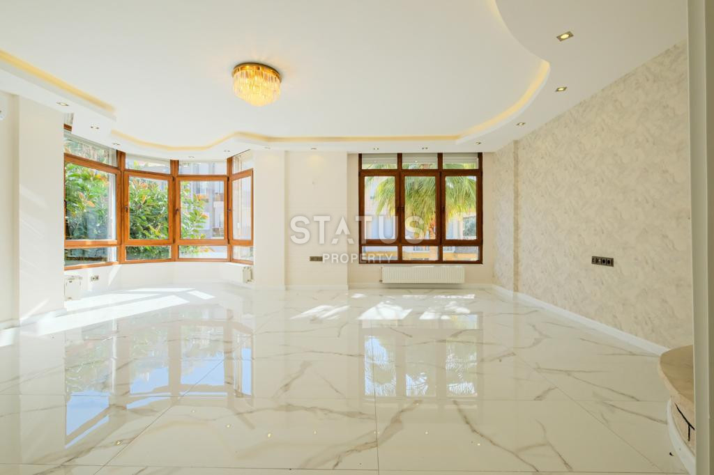 Furnished villa 3+1 overlooking the fortress of Calais and Cleopatra beach. 300m2 фото 15