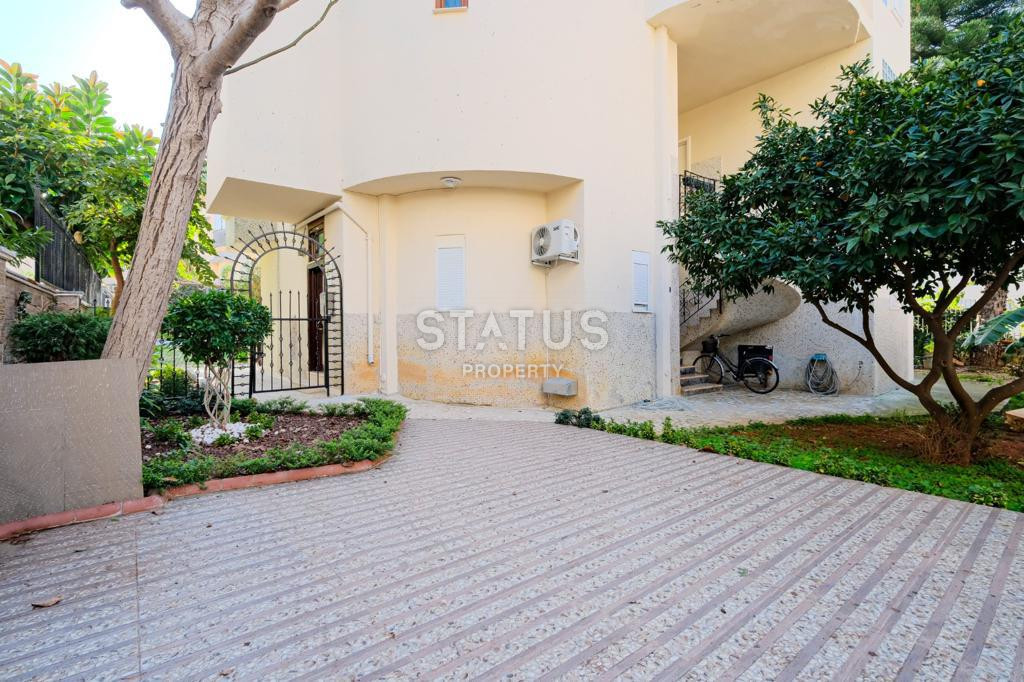 Furnished villa 3+1 overlooking the fortress of Calais and Cleopatra beach. 300m2 фото 24