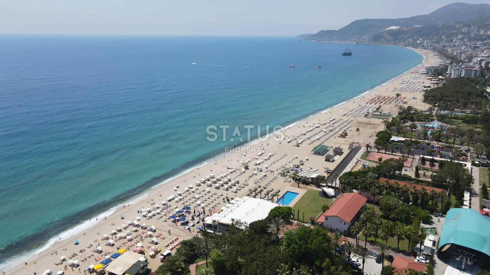 Furnished villa 3+1 overlooking the fortress of Calais and Cleopatra beach. 300m2 фото 26