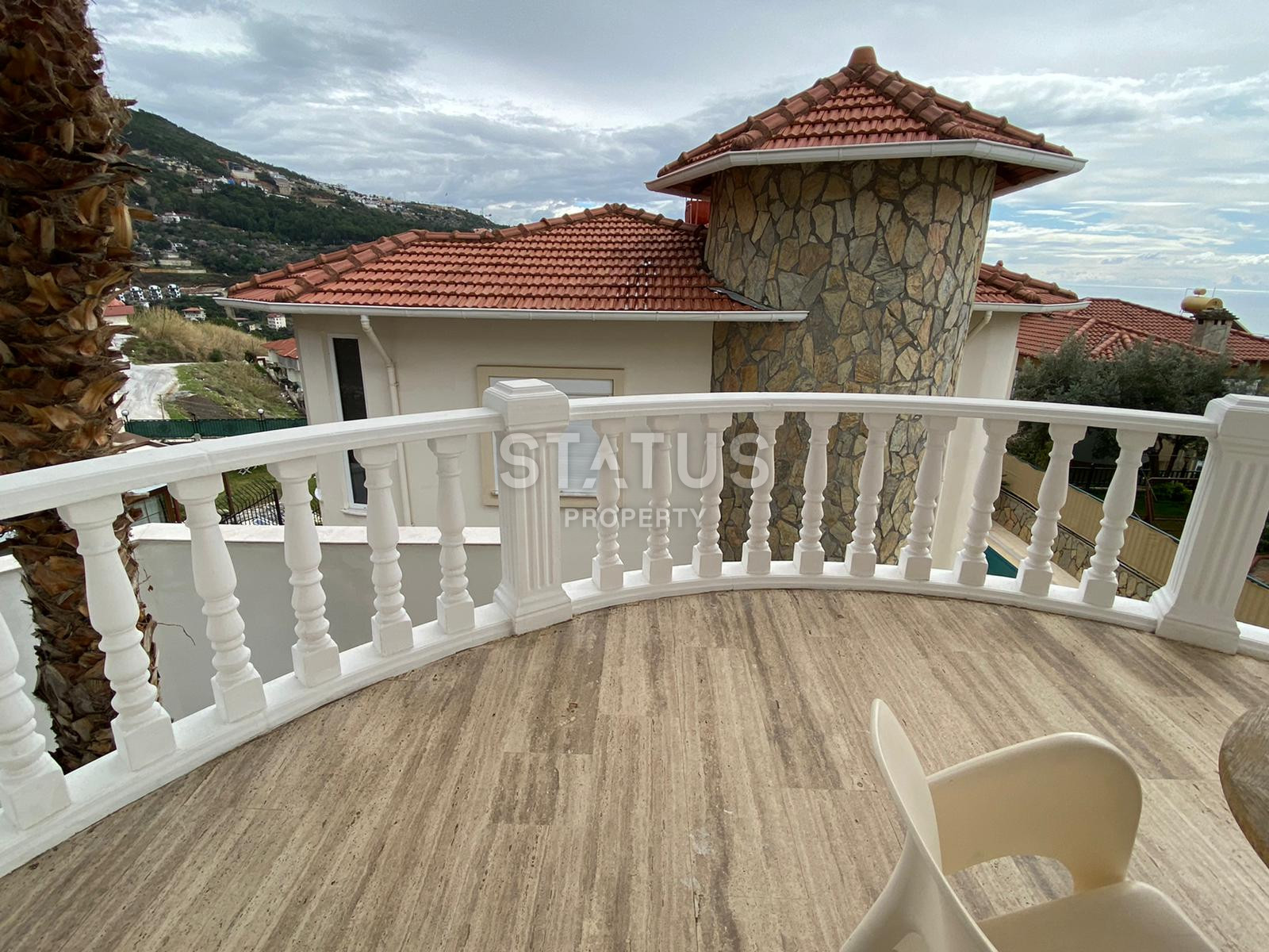 Luxury villa with sea views in the center of Alanya. 180m2 фото 7