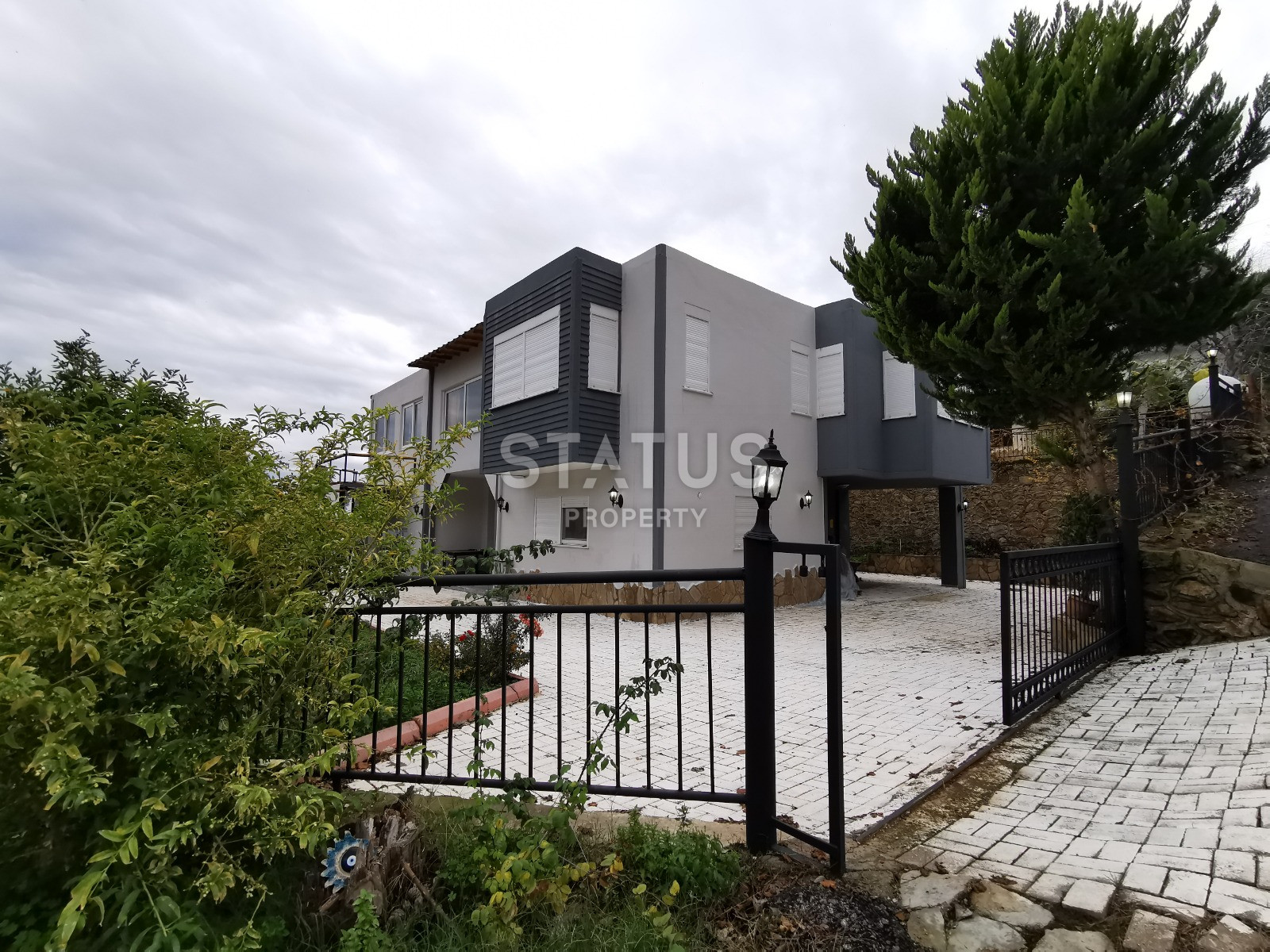 Villa overlooking the city and the sea in the popular area of Tepe. 672m2 фото 5