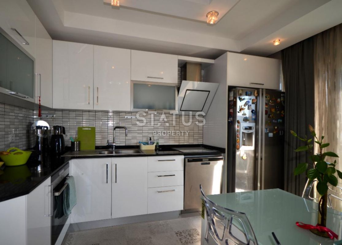 Апартаменты 6+1 с видом на море в Кестель, 264м2 фото 6