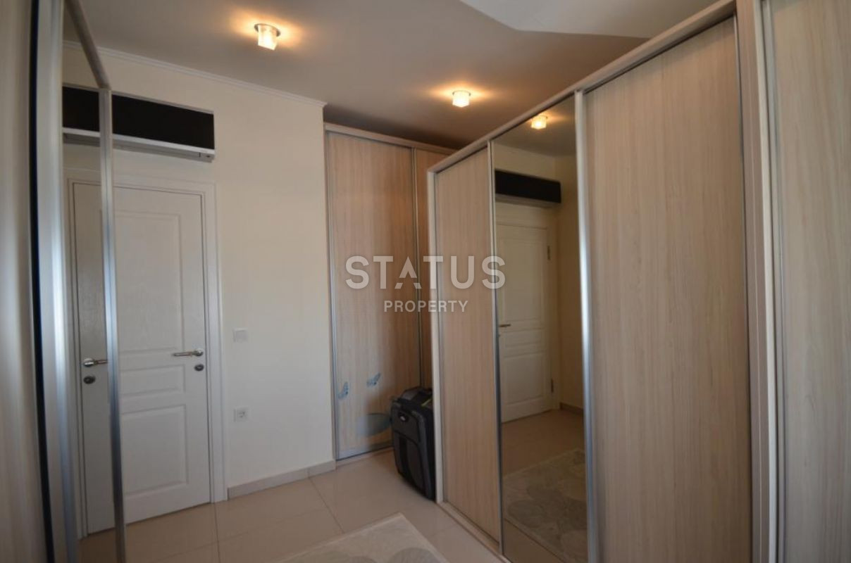 Апартаменты 6+1 с видом на море в Кестель, 264м2 фото 21