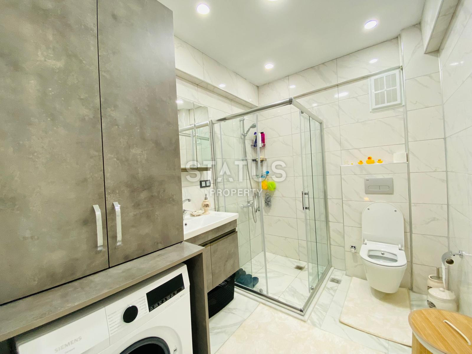 Трёхкомнатная квартира в первой береговой линии в Тосмуре. 125м2 фото 12